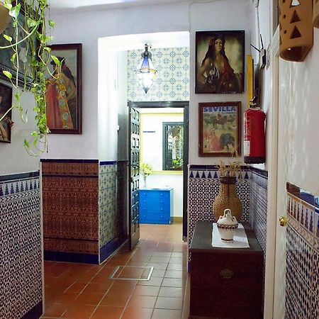 Pension Santa Maria La Blanca Sevilla Exteriör bild