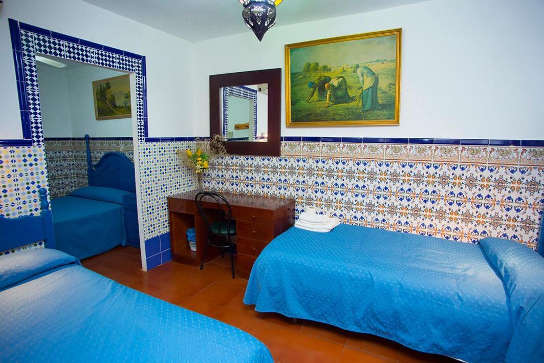 Pension Santa Maria La Blanca Sevilla Exteriör bild