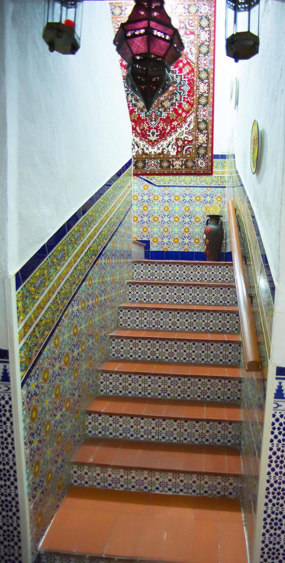 Pension Santa Maria La Blanca Sevilla Exteriör bild