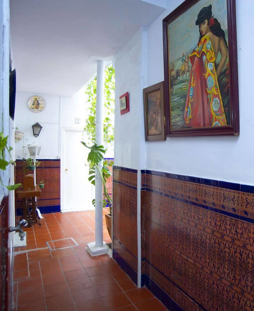 Pension Santa Maria La Blanca Sevilla Exteriör bild